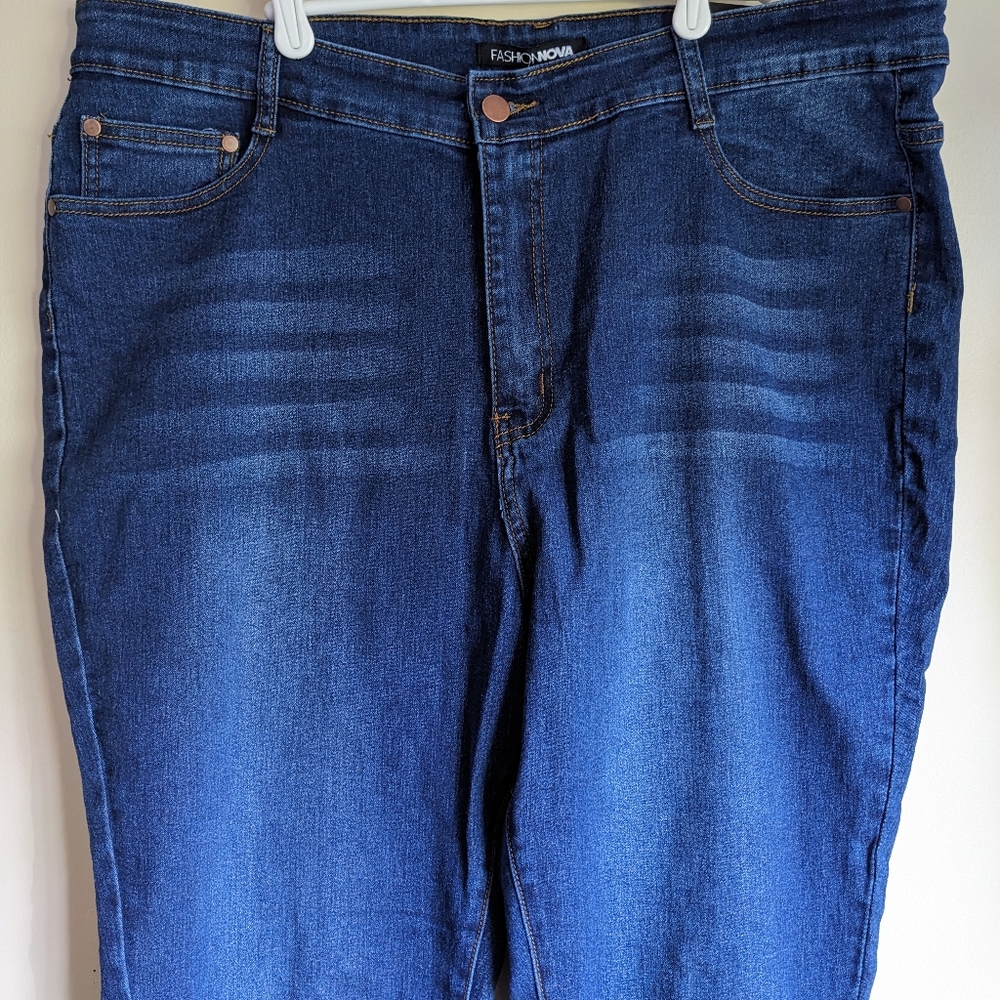 NWT Fashion Nova stretch high rise jeans